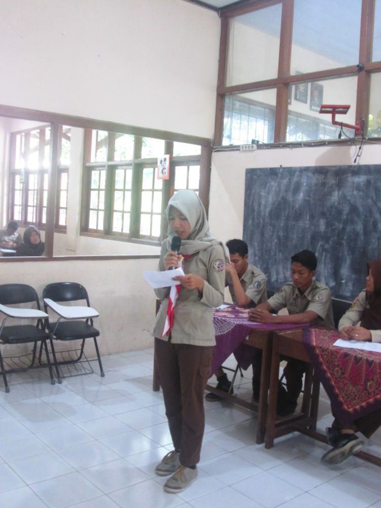 contoh pidato tentang disiplin ketua osis tentang kedisiplinan