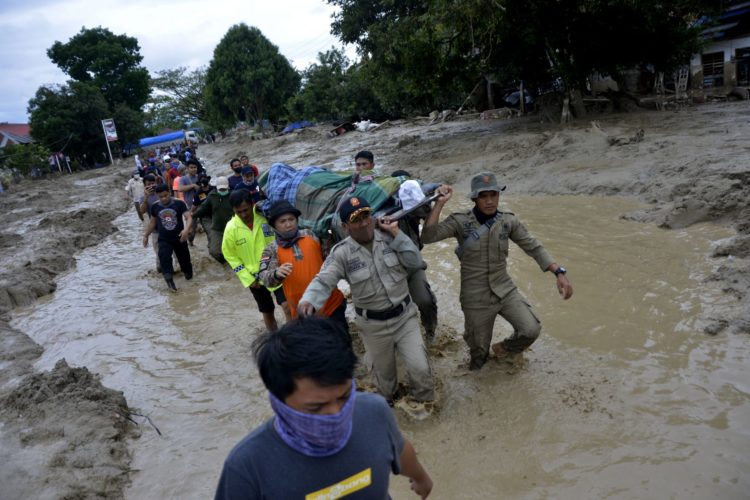 pengertian banjir yang menyebabkan dampak bagi kesehatan