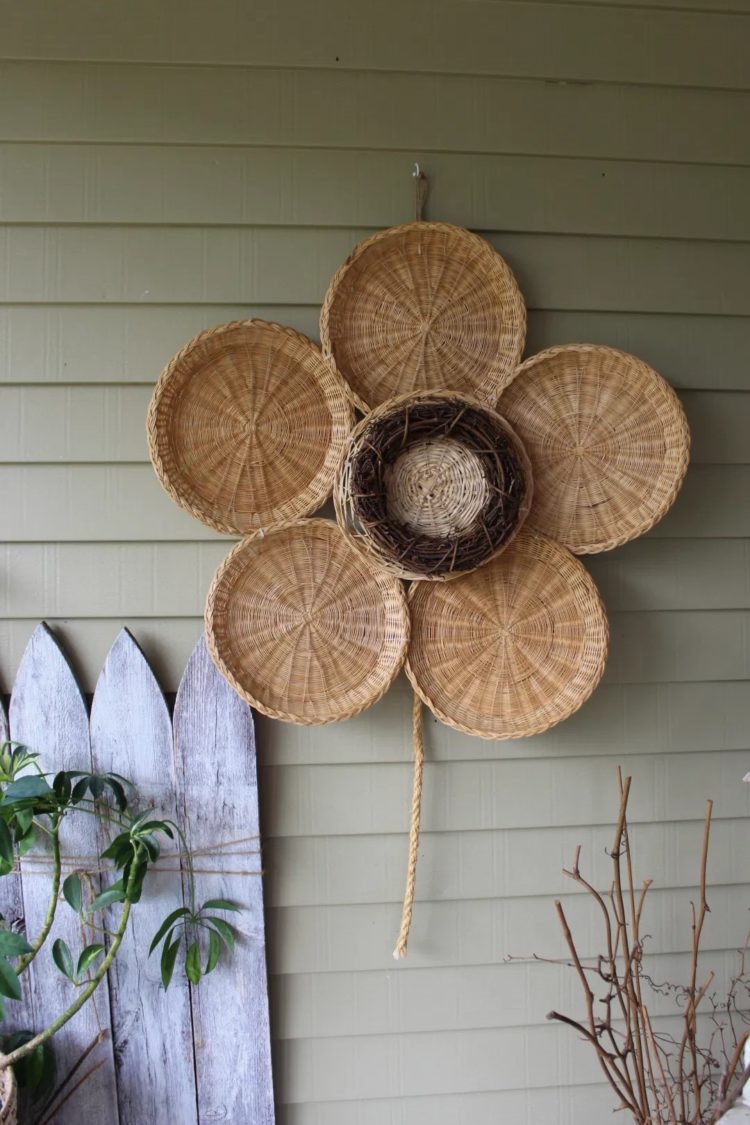kerajinan dari bambu replika bunga matahari