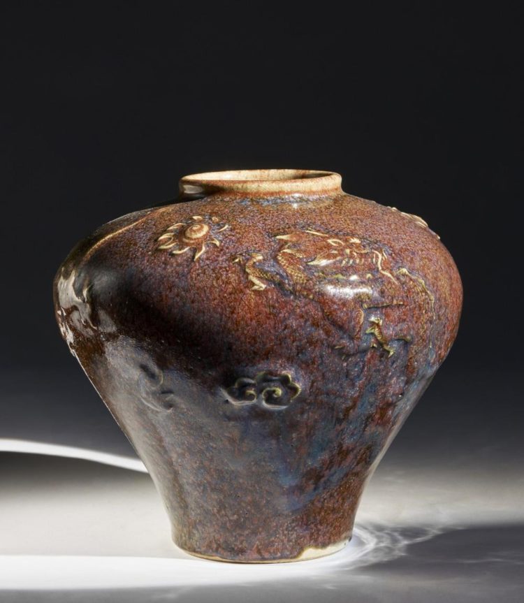 kerajinan keramik guci cina antik