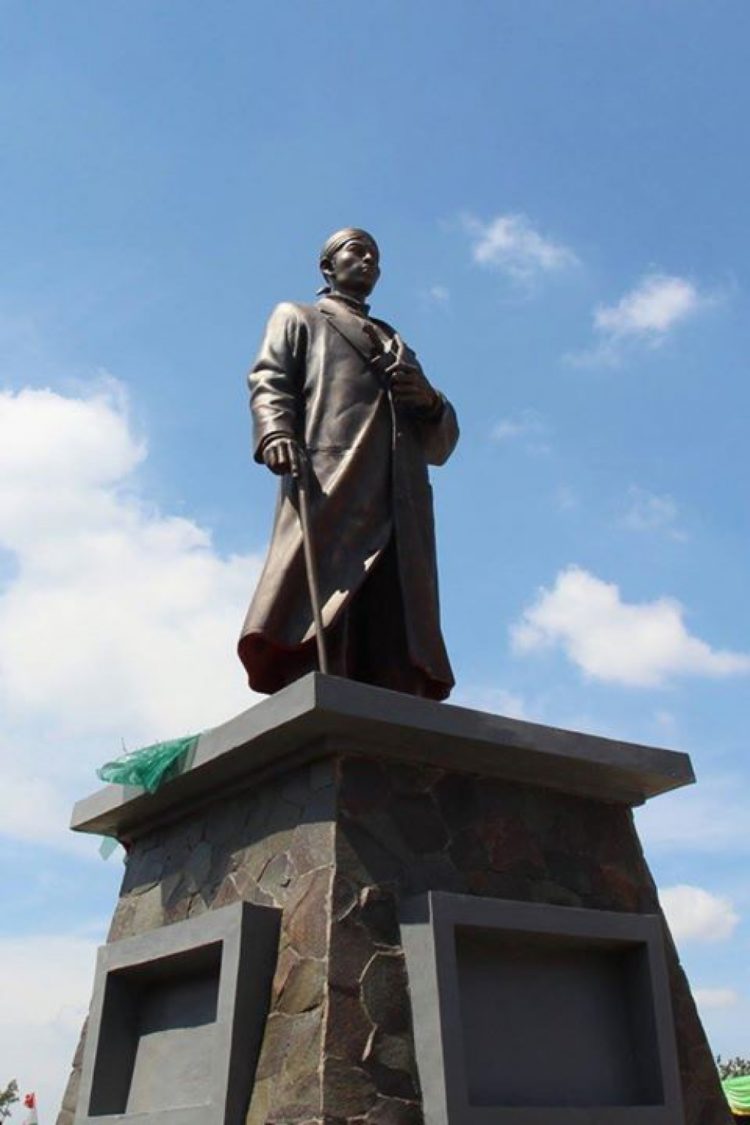 foto monumen jenderal sudirman setelah perang gerilya