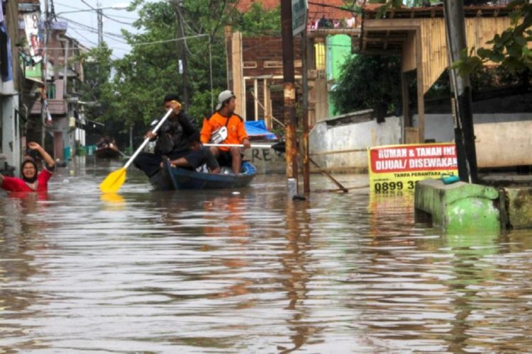 pengertian banjir air biasa yang terjadi sehari hari 