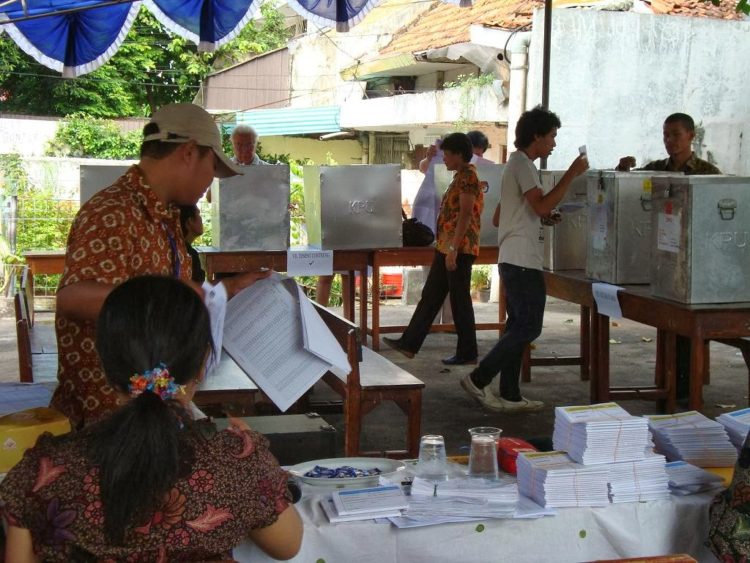 ilustrasi pengertian budaya politik