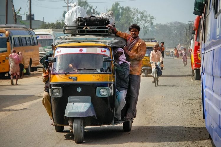 pengertian transportasi dan contoh transportasi tradisional di India