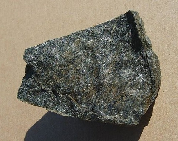 Gambar Jenis Batuan Amphibolite