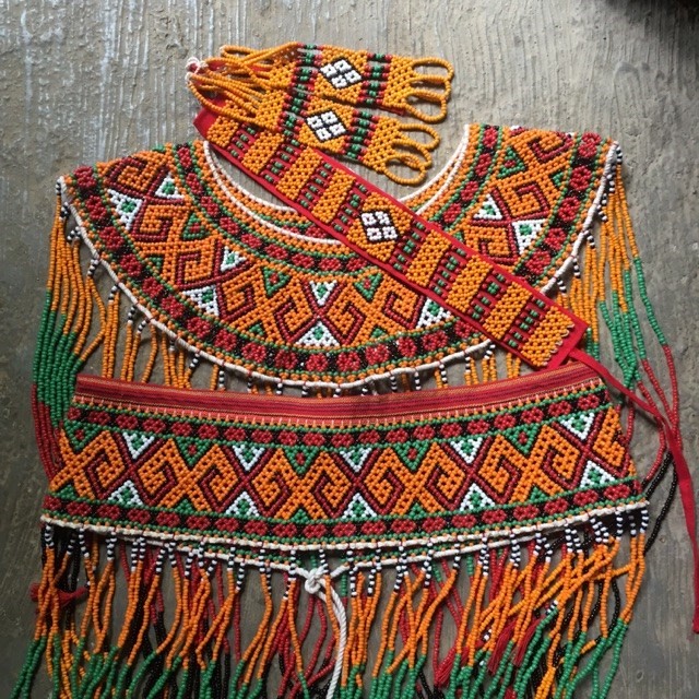 gambar pakaian adat sulawesi barat baju adat kandore
