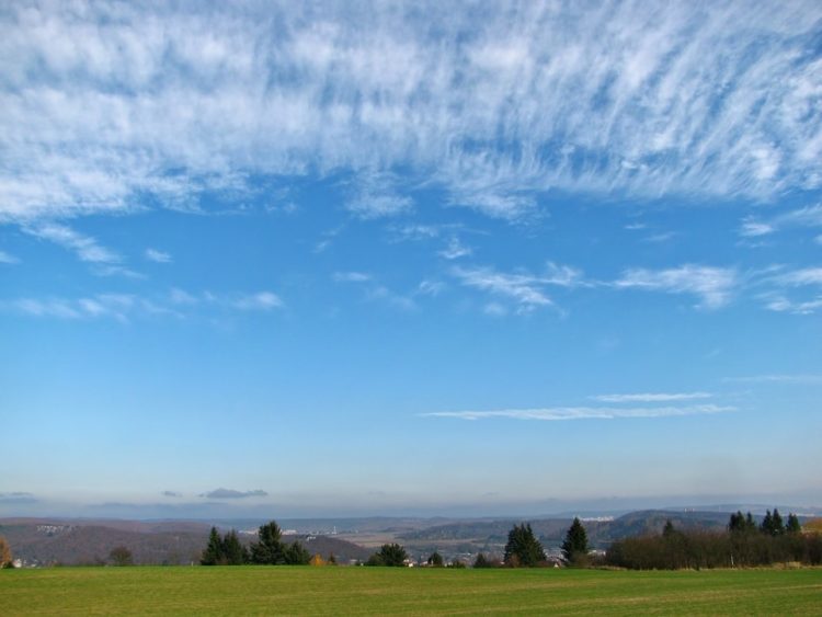 gambar jenis awan cirrostratus