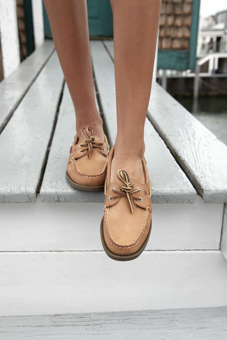 gambar jenis sepatu boat shoes