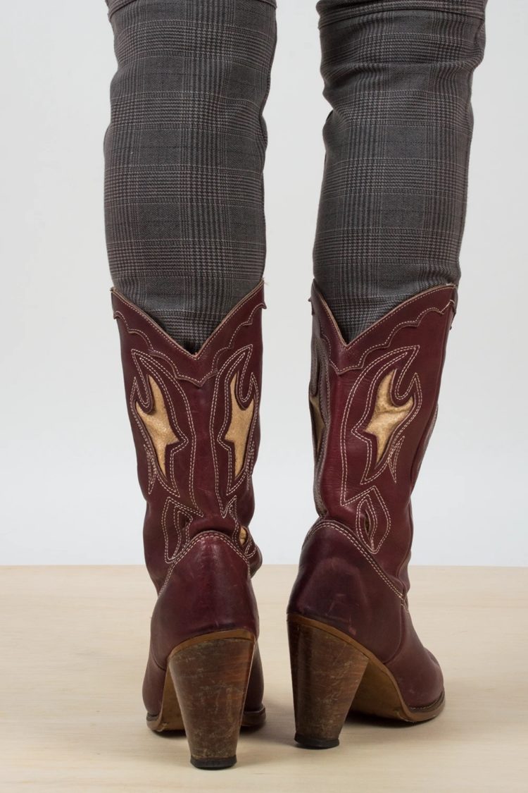 gambar jenis sepatu cowboy boots