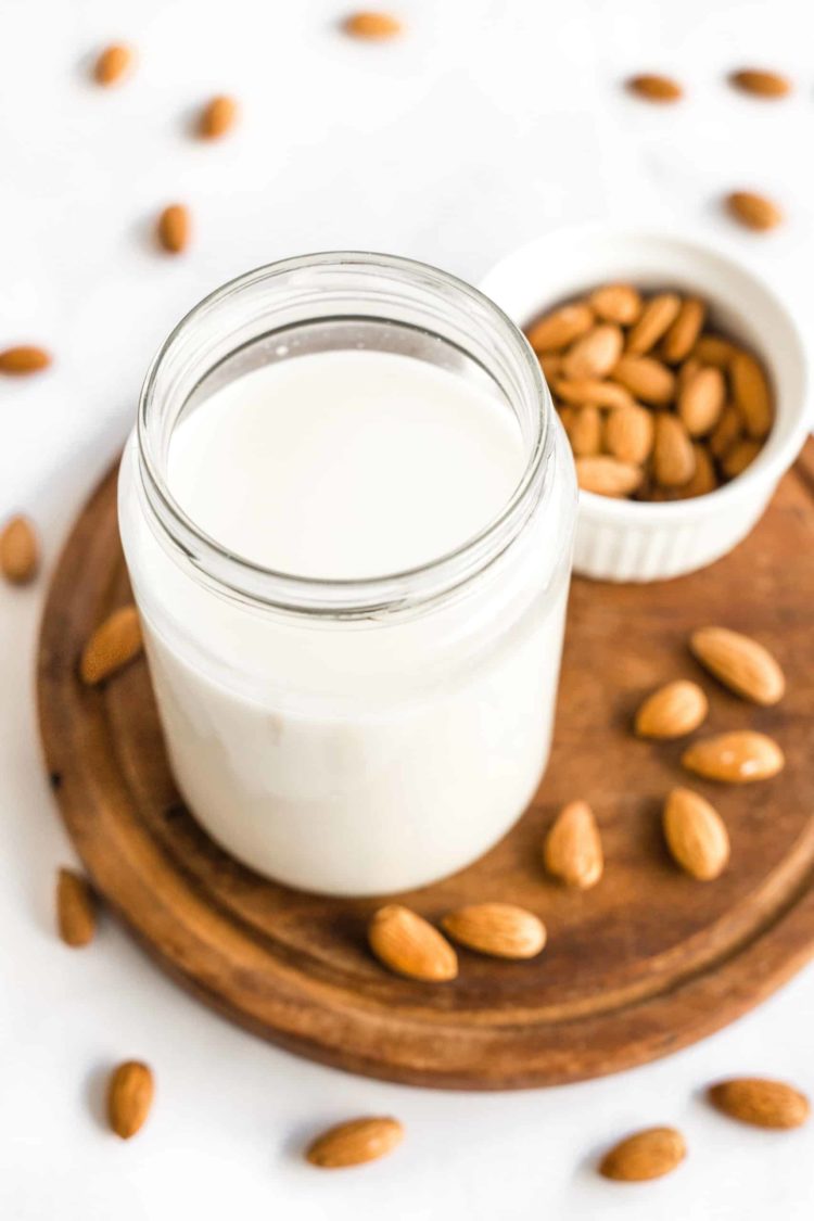 gambar jenis susu almond