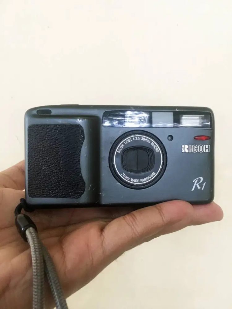 gambar jenis kamera analog